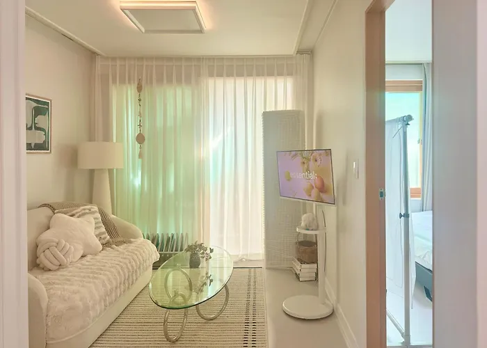 성수 Ando I 햇살가득 최대7인 3br 4bed 무료짐보관 무료주차 가족여행 Apartment *
